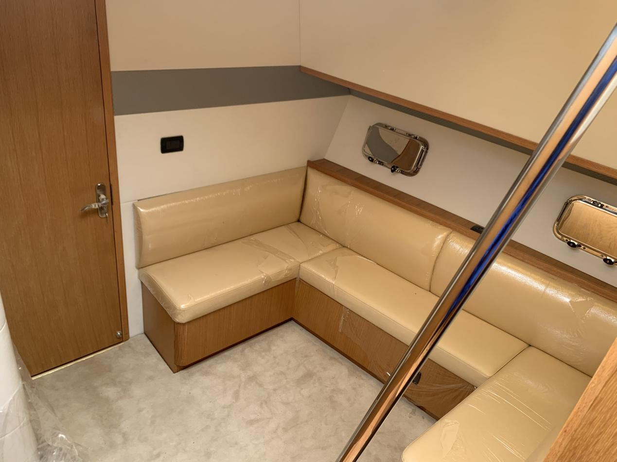 66英尺豪华游艇展示图一